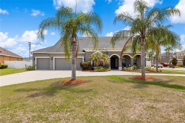 1905 VIA NAPOLI STREET, Plant City, FL 33566