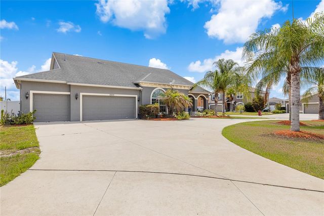 1905 VIA NAPOLI STREET, Plant City, FL 33566