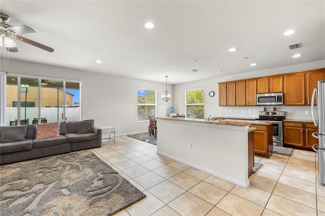 1905 VIA NAPOLI STREET, Plant City, FL 33566