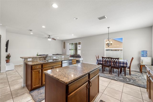 1905 VIA NAPOLI STREET, Plant City, FL 33566