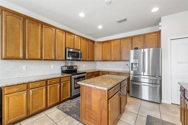 1905 VIA NAPOLI STREET, Plant City, FL 33566