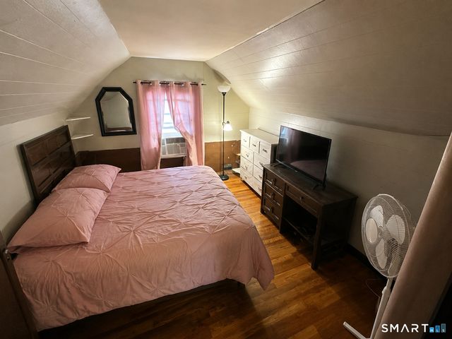 97 Pearl Lake Road, Waterbury, CT 06706