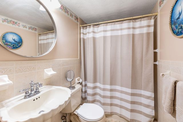 19 ANTHONY Road, West Yarmouth, MA 02673