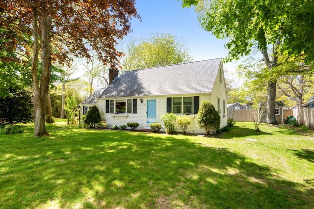 19 ANTHONY Road, West Yarmouth, MA 02673