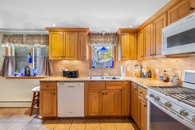 19 ANTHONY Road, West Yarmouth, MA 02673