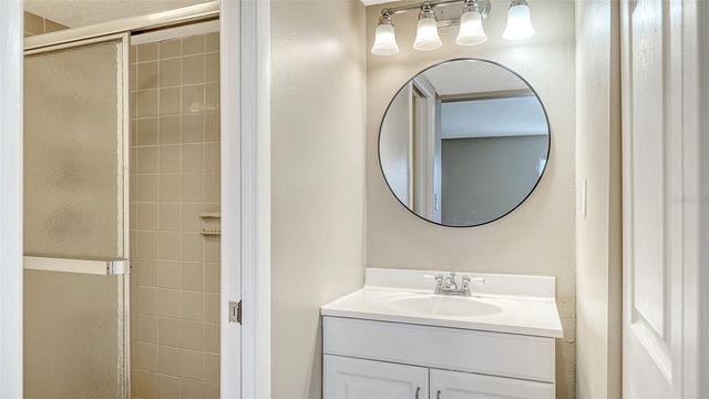 2763 WOODGATE LANE 104, Sarasota, FL 34231