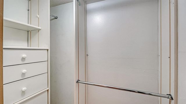 2763 WOODGATE LANE 104, Sarasota, FL 34231