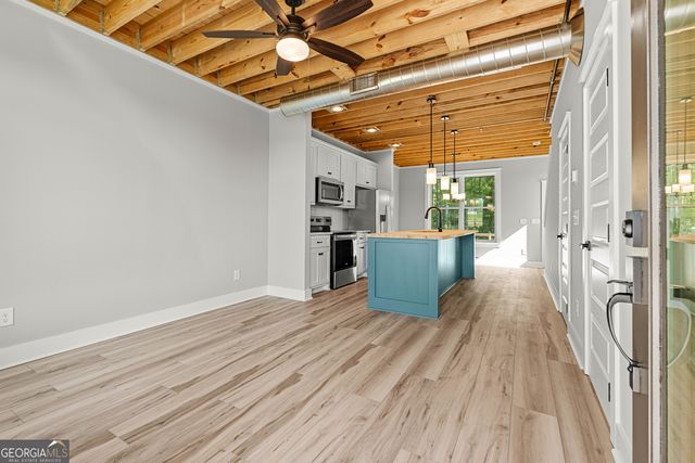 667 5th Street, Fayetteville, GA 30214
