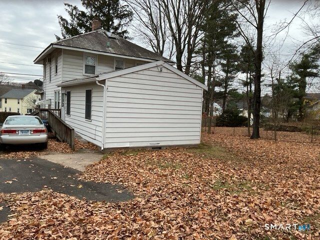 42 Saybrook Road, Middletown, CT 06457