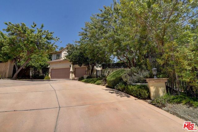 23863 Erin Place, West Hills, CA 91304