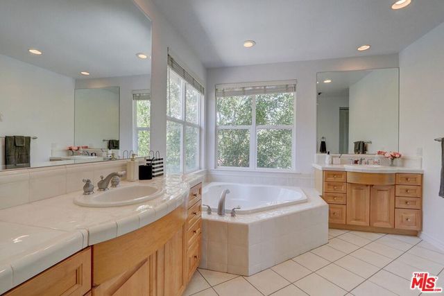 23863 Erin Place, West Hills, CA 91304
