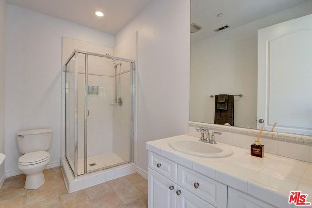 23863 Erin Place, West Hills, CA 91304