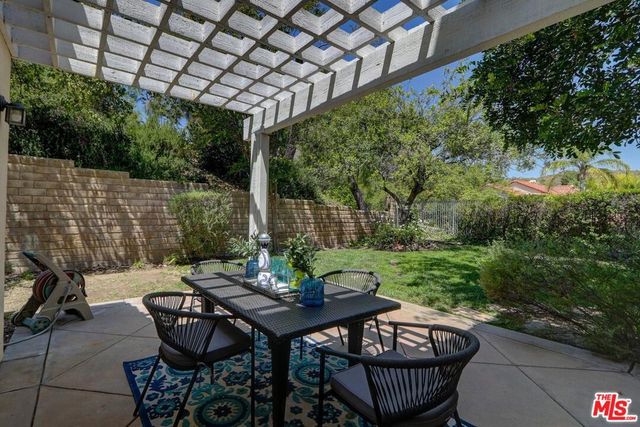 23863 Erin Place, West Hills, CA 91304