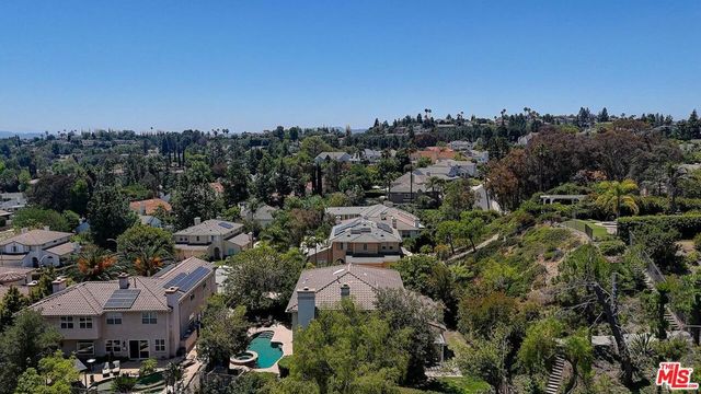 23863 Erin Place, West Hills, CA 91304