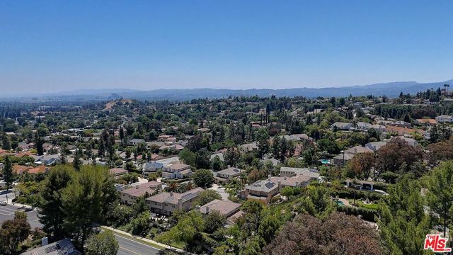 23863 Erin Place, West Hills, CA 91304