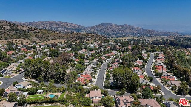 23863 Erin Place, West Hills, CA 91304