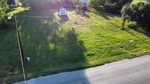 345 20th Street, Hempstead, TX 77445