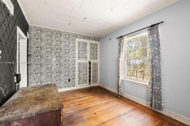 140 NE 95th St, Miami Shores, FL 33138