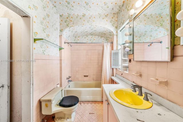 140 NE 95th St, Miami Shores, FL 33138