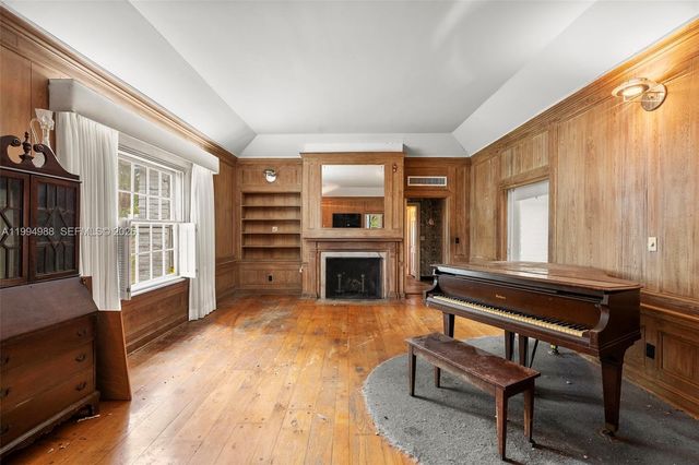 140 NE 95th St, Miami Shores, FL 33138