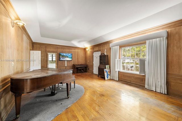 140 NE 95th St, Miami Shores, FL 33138