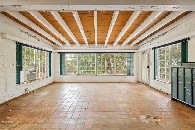 140 NE 95th St, Miami Shores, FL 33138