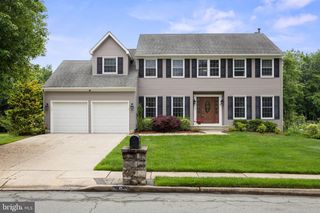 9 KENSINGTON DR, Eastampton, NJ 08060