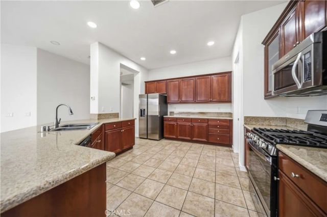 36458 50th East, Palmdale, CA 93552