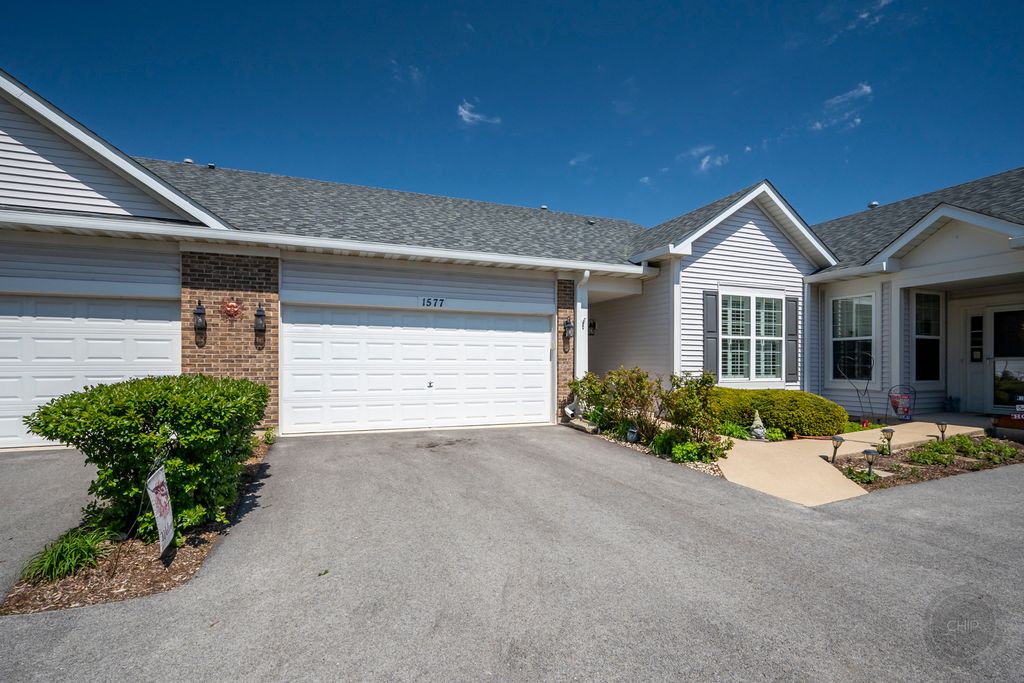 1577 W Ludington Circle, Romeoville, IL 60446