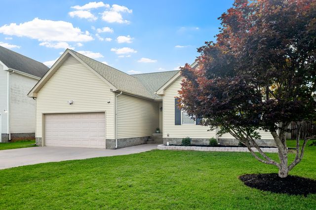 964 Cindy Jo Ct, Clarksville, TN 37040