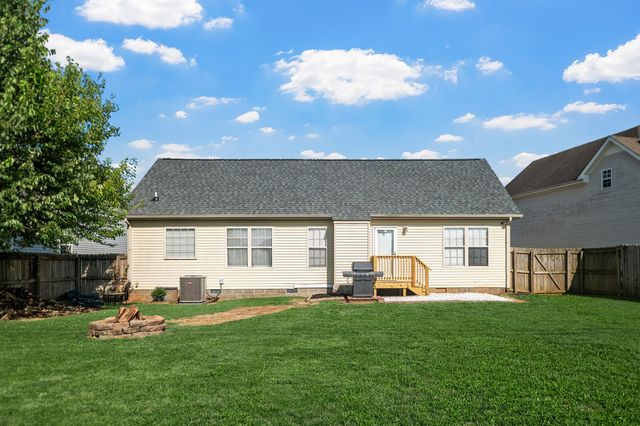 964 Cindy Jo Ct, Clarksville, TN 37040
