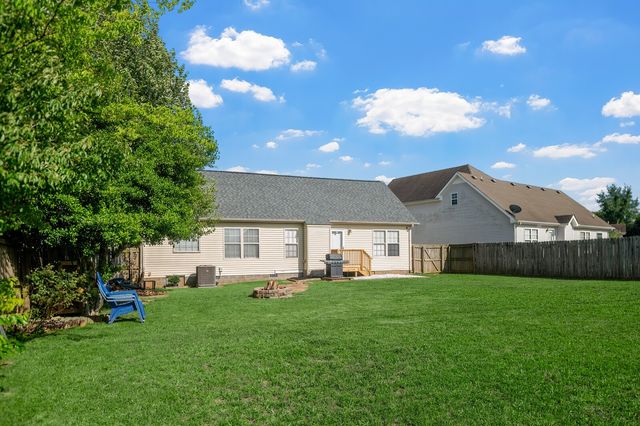 964 Cindy Jo Ct, Clarksville, TN 37040