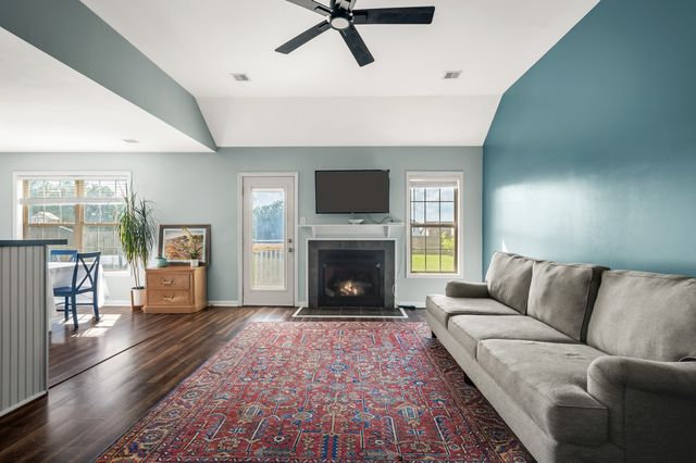 964 Cindy Jo Ct, Clarksville, TN 37040