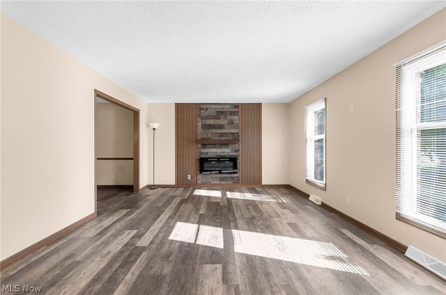 511 Stoneybrook Lane, Canfield, OH 44406