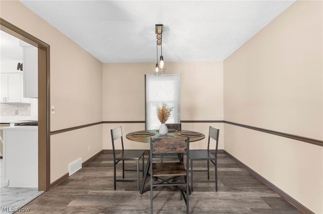 511 Stoneybrook Lane, Canfield, OH 44406