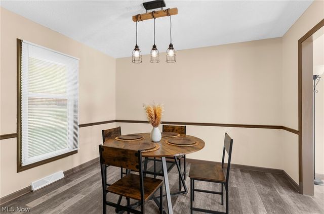 511 Stoneybrook Lane, Canfield, OH 44406