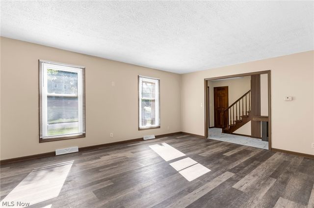 511 Stoneybrook Lane, Canfield, OH 44406