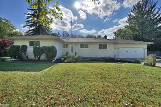 3318 Long Street, Burton, MI 48519