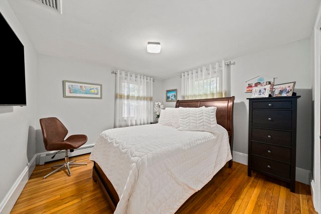 113 Colonel Hunt Dr, Abington, MA 02351