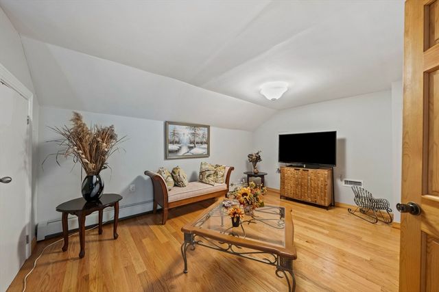 113 Colonel Hunt Dr, Abington, MA 02351