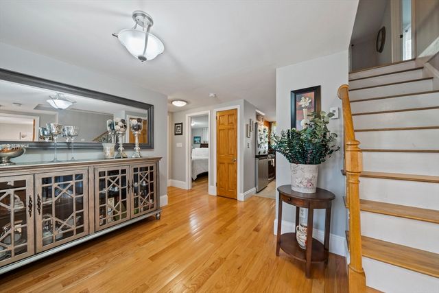 113 Colonel Hunt Dr, Abington, MA 02351