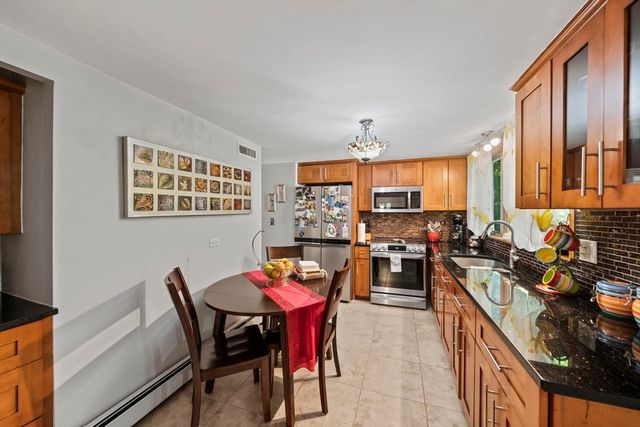 113 Colonel Hunt Dr, Abington, MA 02351