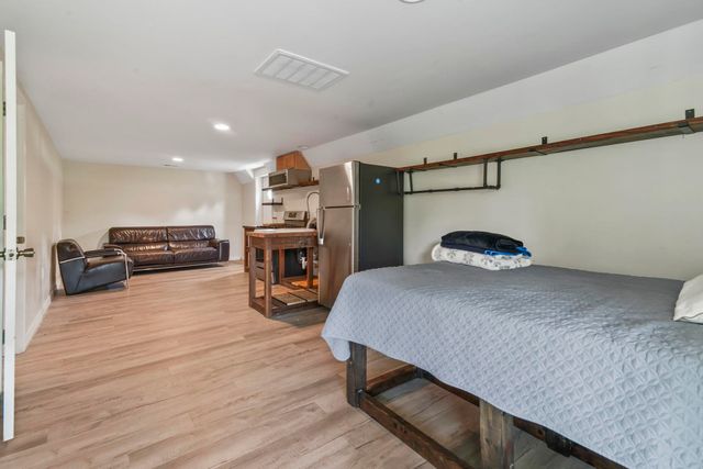 2905 Hugo Rd., Conway, SC 29527