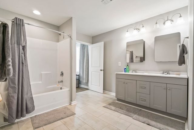 2905 Hugo Rd., Conway, SC 29527