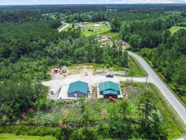 2905 Hugo Rd., Conway, SC 29527