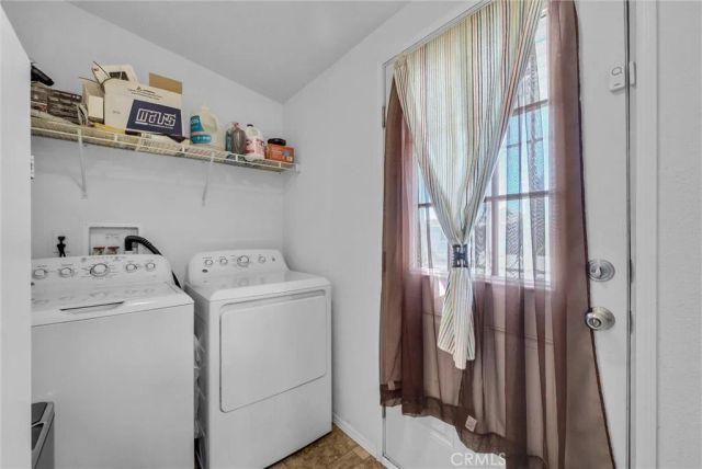 1081 W Arrow Hwy 86, Azusa, CA 91702