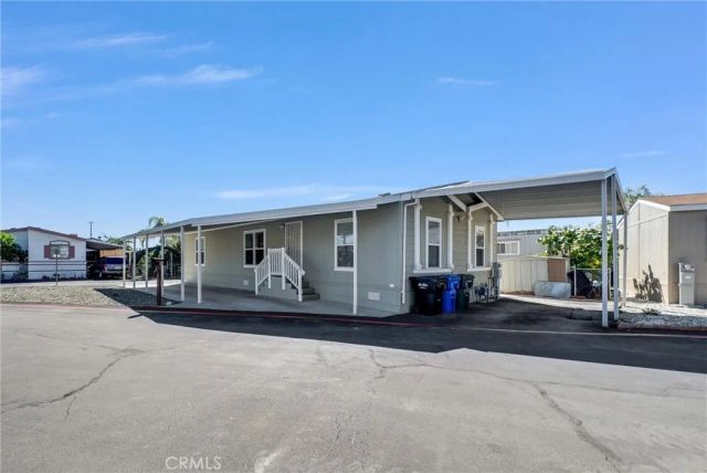 1081 W Arrow Hwy 86, Azusa, CA 91702