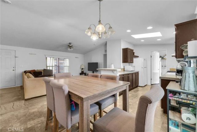1081 W Arrow Hwy 86, Azusa, CA 91702