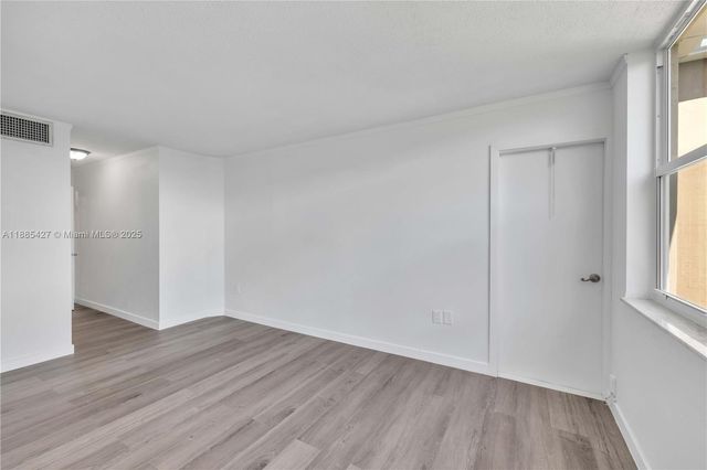 1680 NE 191st St 415, Miami, FL 33179