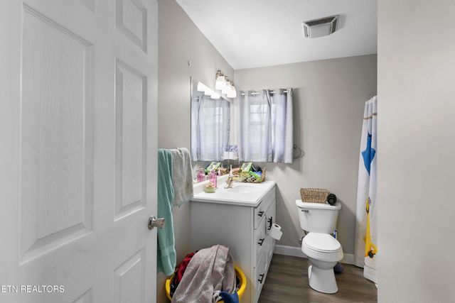 214 Byerley Ave, Maryville, TN 37804